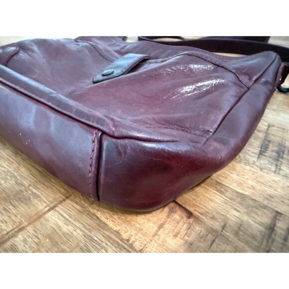 Frye Burgundy Melissa Button 100% Soft Leather Crossbody Bag Snap Zipper Zip EUC - Picture 6 of 14